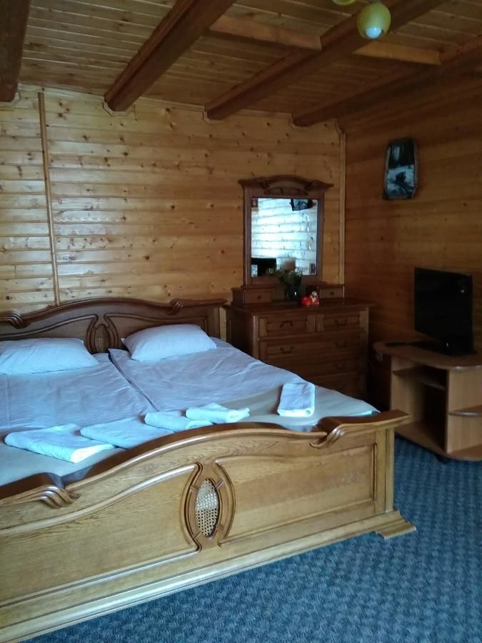 Отель Dovbushanka Hotel in Bukovel Буковель